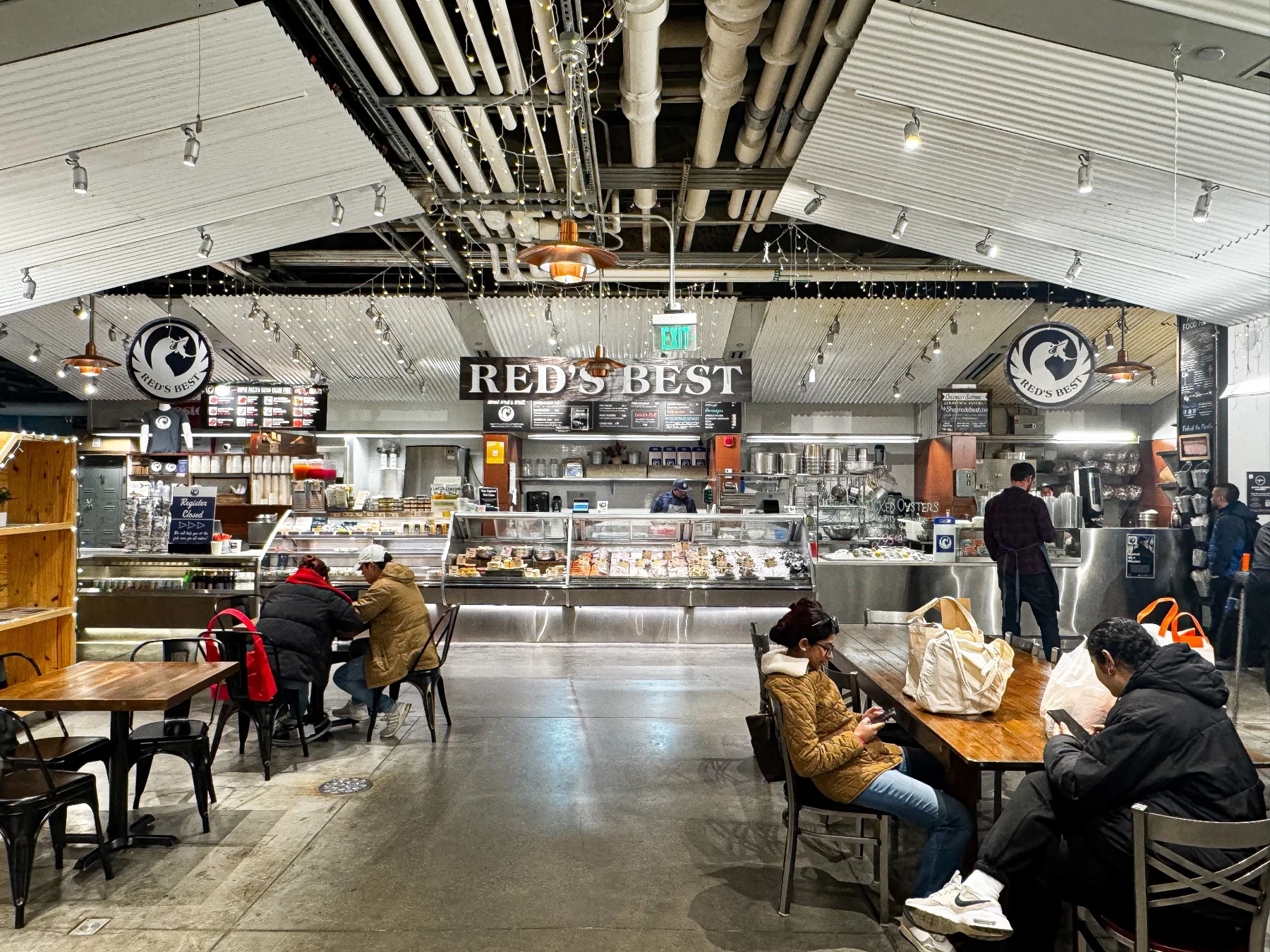 Red’s Best retail fish market and kitchen at Boston Public Market